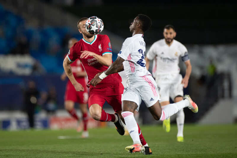 随着时间的 随着时间的