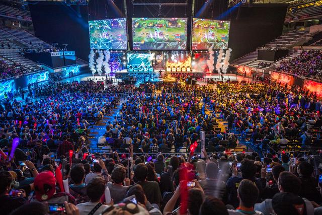 名中位列第 名中位列第